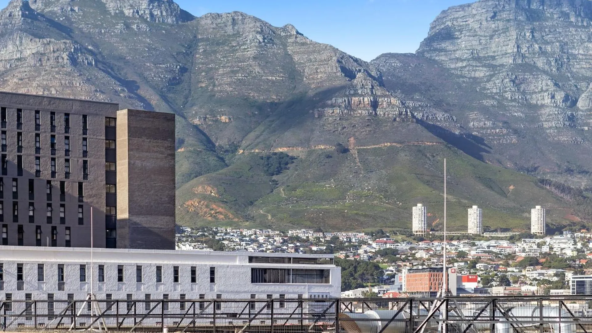 Apartment Fountain Suites 1102 By Host Agents Cape Town South Africa