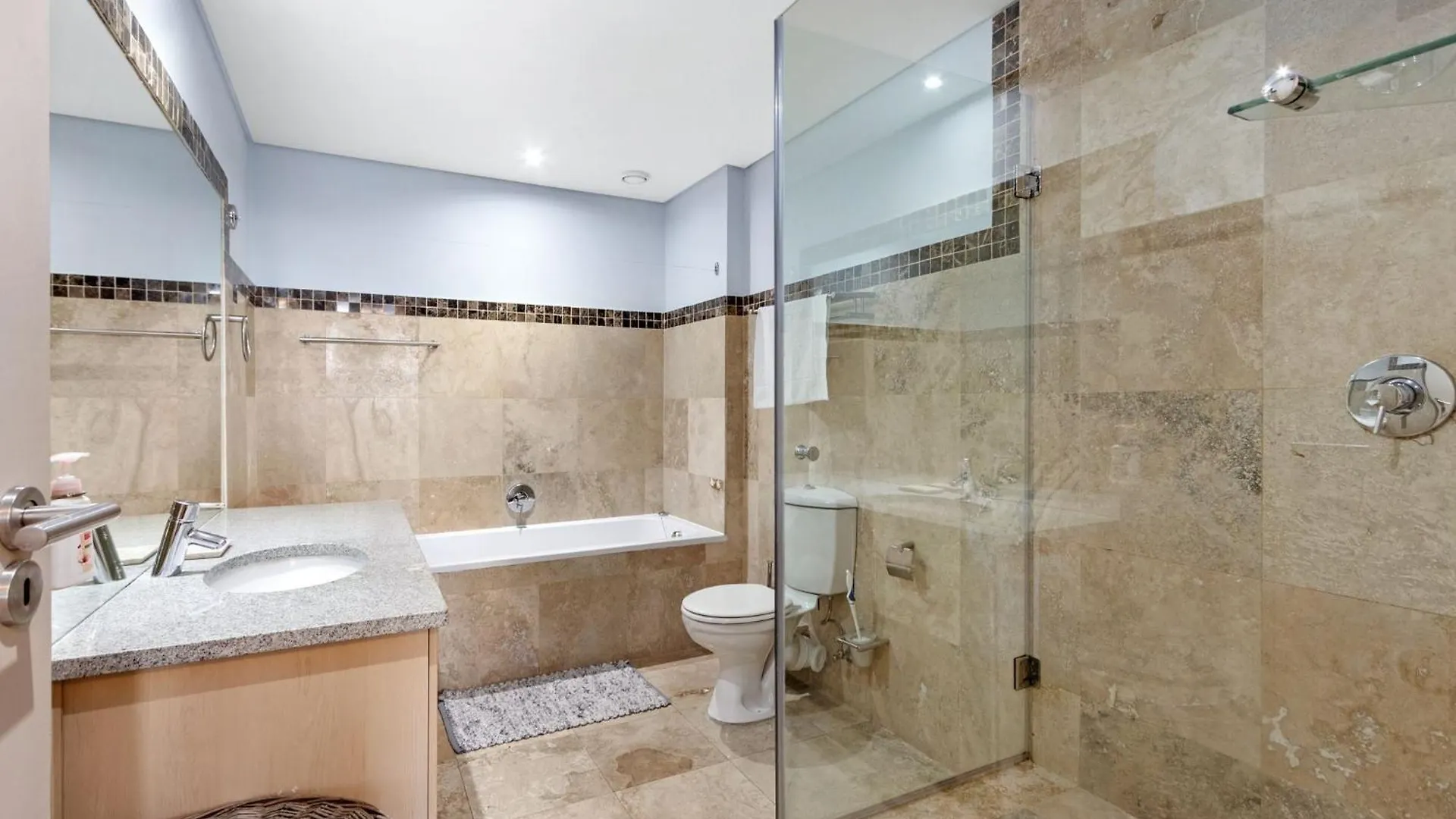Fountain Suites 1102 By Host Agents Cape Town